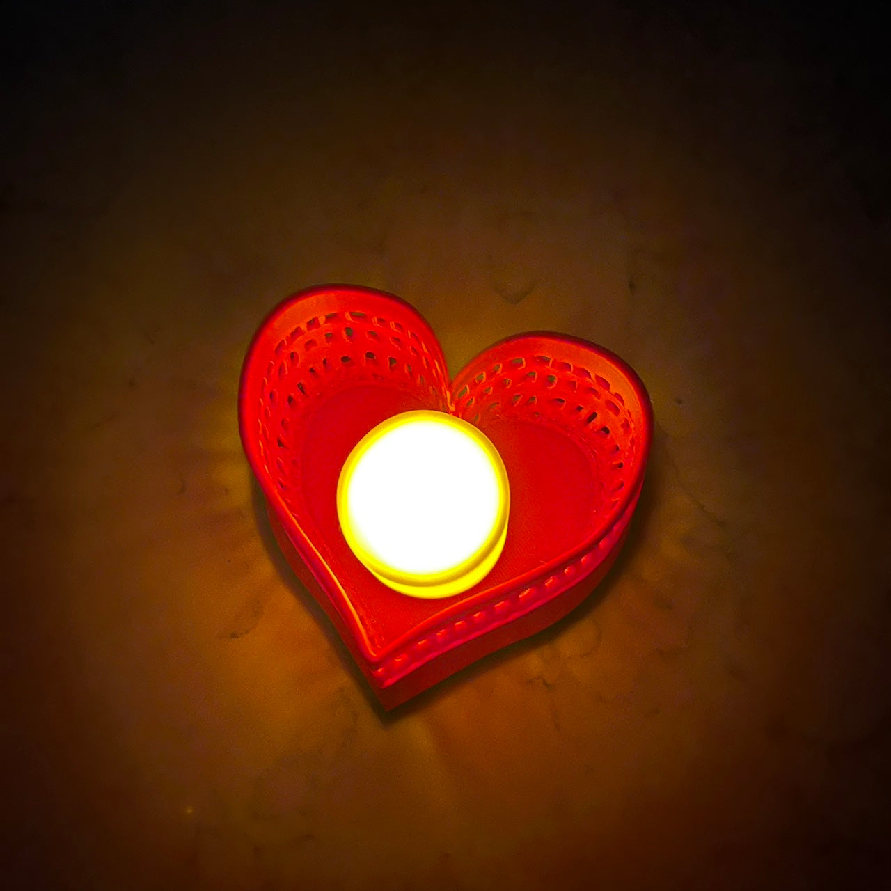 ❤️ Heart Voronoi Tea Light Holder (LED Tea Light Included)